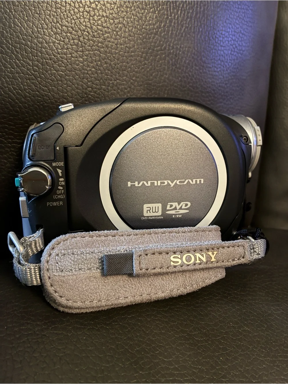 Sony Handycam DRC-DVD 92 Camcorder Bundled with Power Adapter & Carrying Case